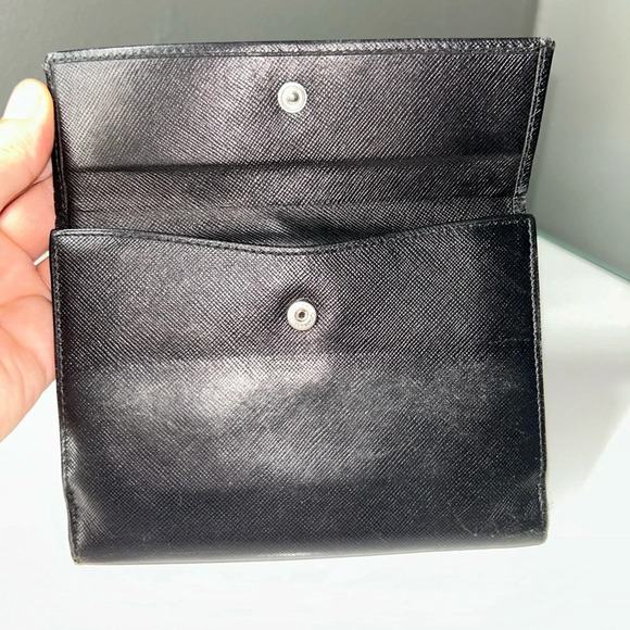 Prada Black Saffiano Leather Wallet (missing clamp) - Picture 2 of 15